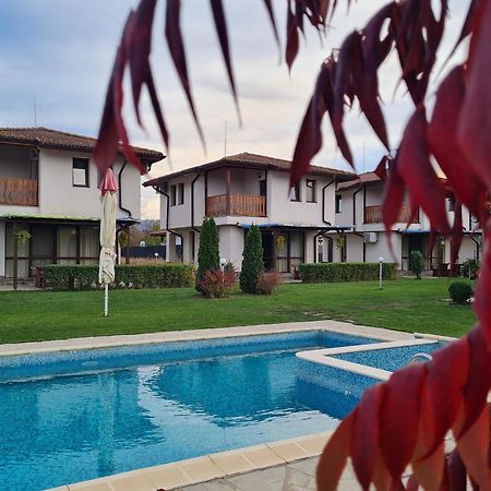 Bendida Village Pavel Banya Bagian luar foto